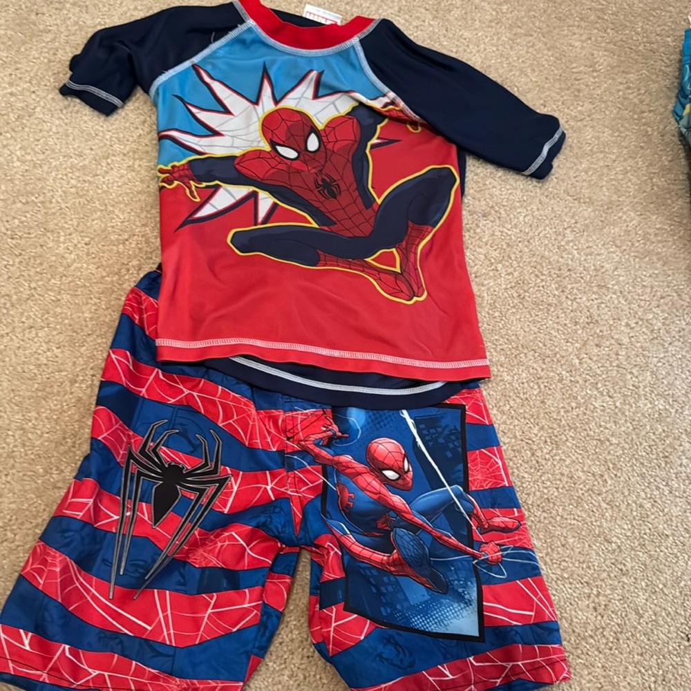Marvel Spiderman swim trunks & rash guard